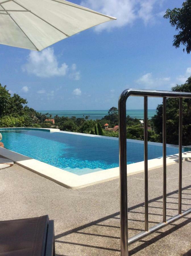 Апартаменти Samui Grand Rock Lamai Beach  Екстер'єр фото