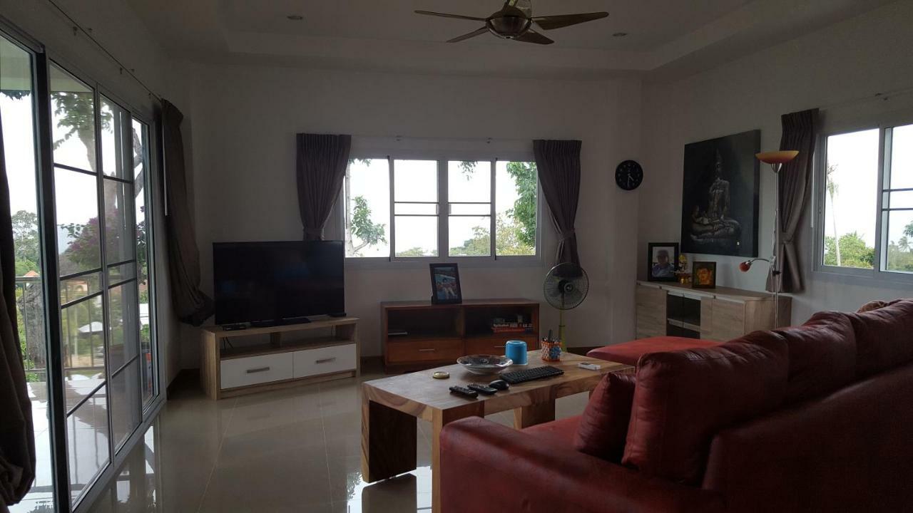 Апартаменти Samui Grand Rock Lamai Beach  Екстер'єр фото