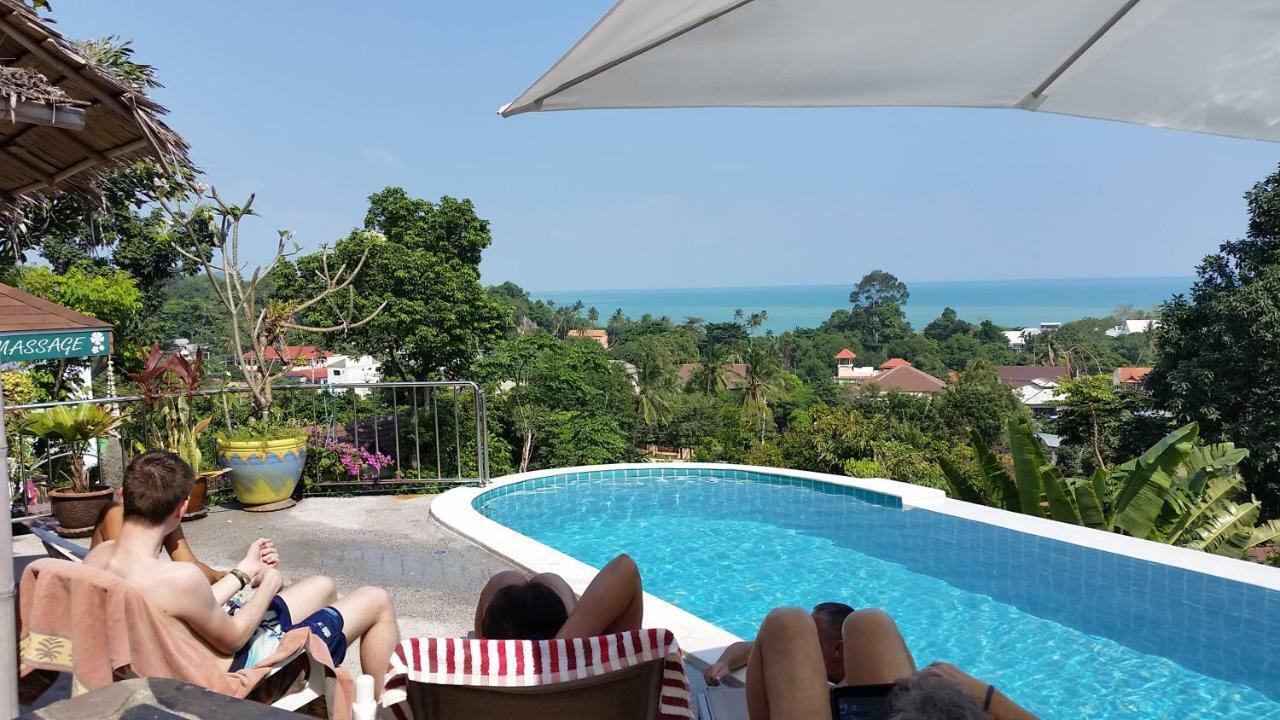 Апартаменти Samui Grand Rock Lamai Beach  Екстер'єр фото